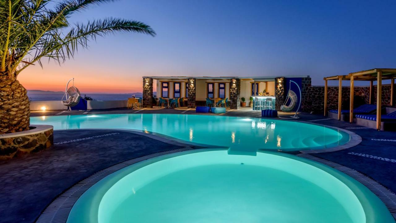 Anemomilos Oia  Bagian luar foto