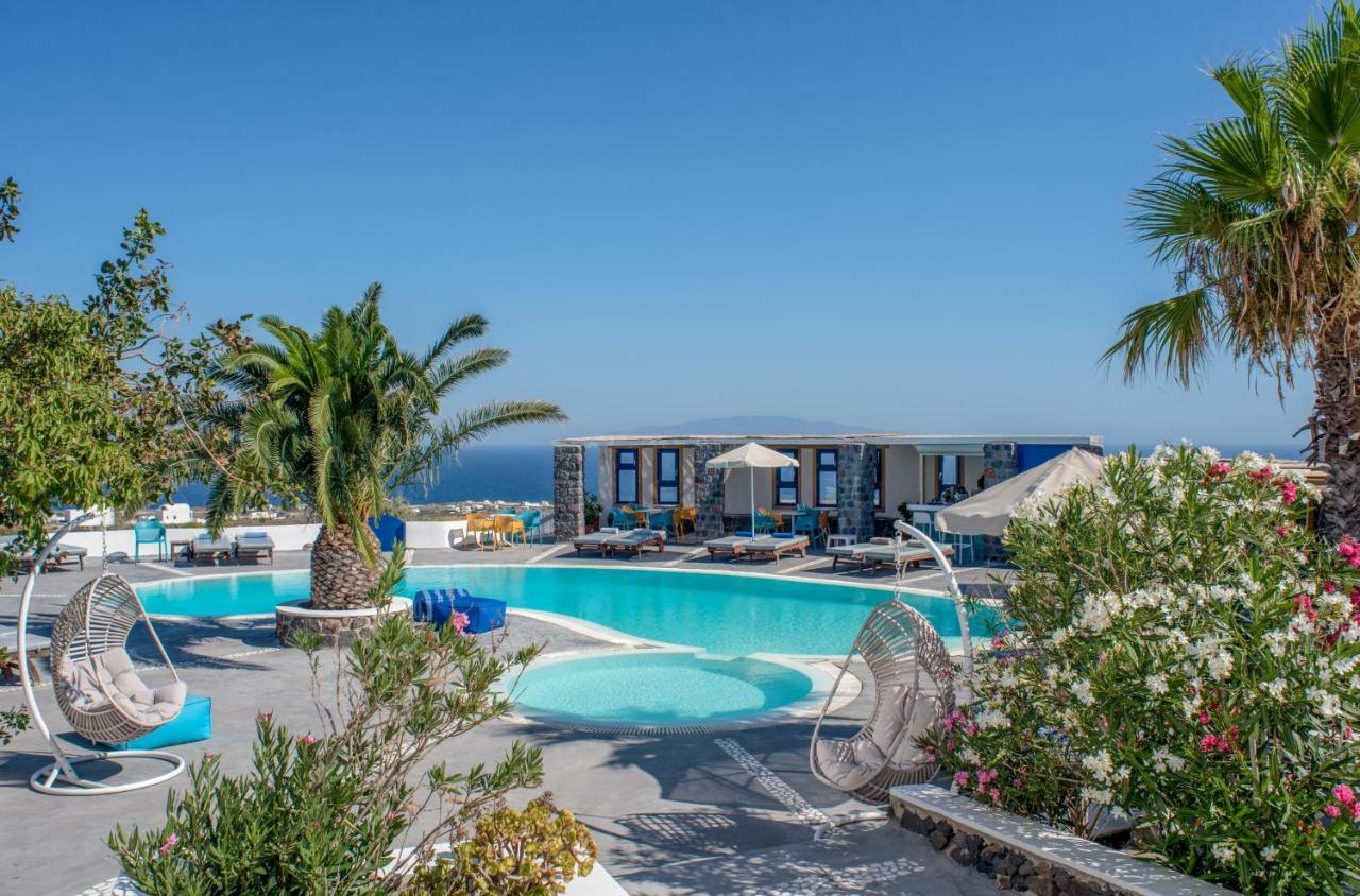 Anemomilos Oia  Bagian luar foto